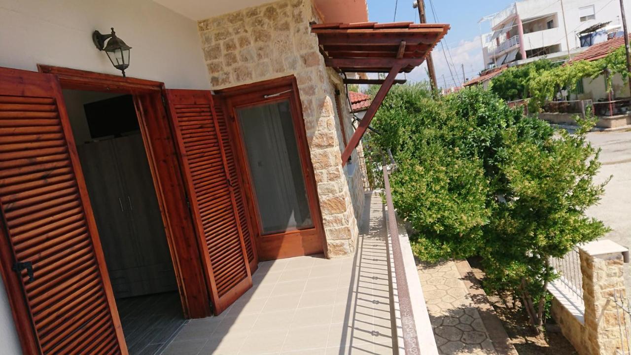 Apartmán Stone House With Seaview Nea Poteidaia Exteriér fotografie