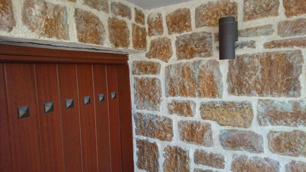 Apartmán Stone House With Seaview Nea Poteidaia Exteriér fotografie