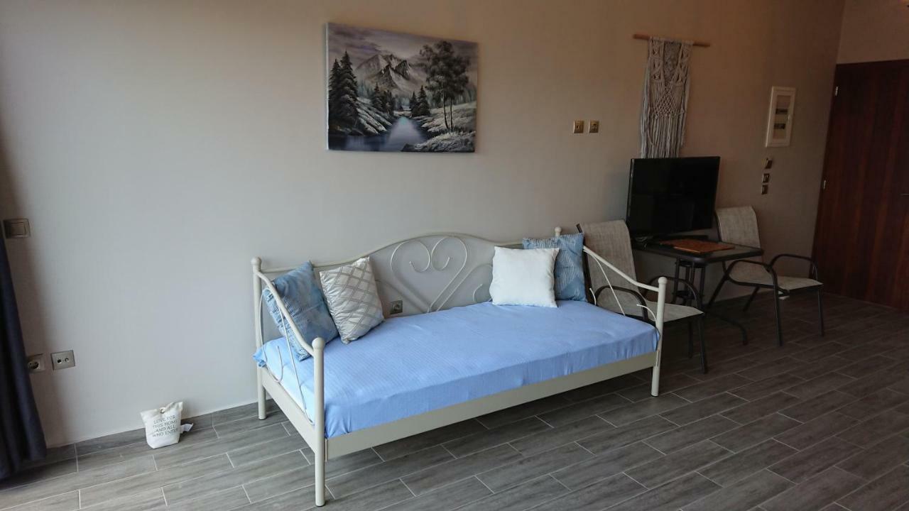 Apartmán Stone House With Seaview Nea Poteidaia Exteriér fotografie