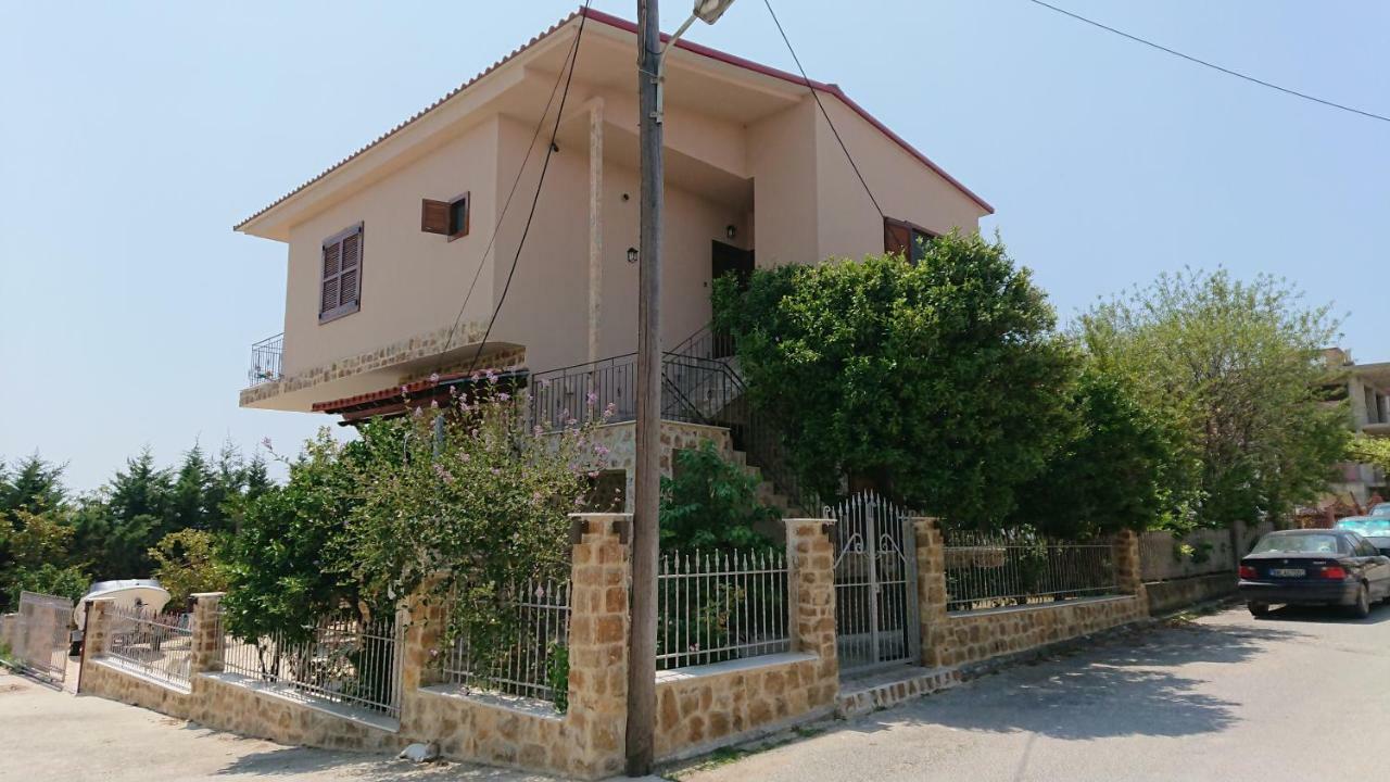 Apartmán Stone House With Seaview Nea Poteidaia Exteriér fotografie