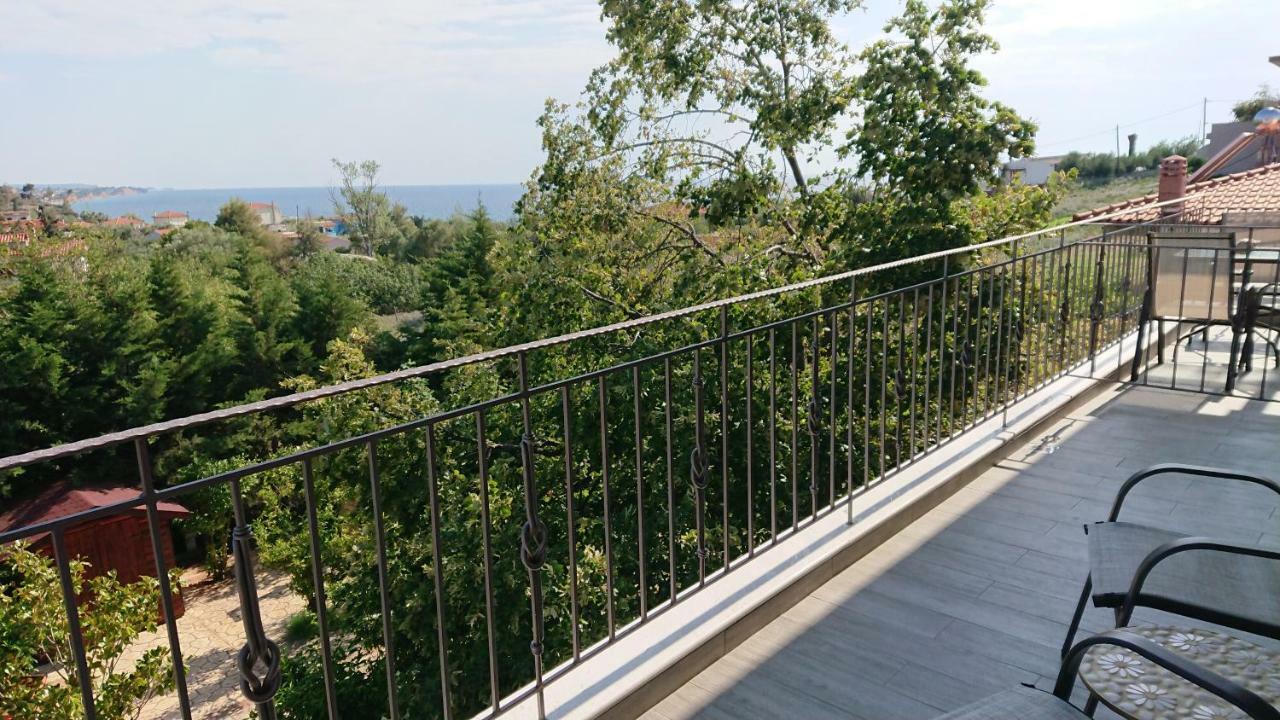 Apartmán Stone House With Seaview Nea Poteidaia Exteriér fotografie