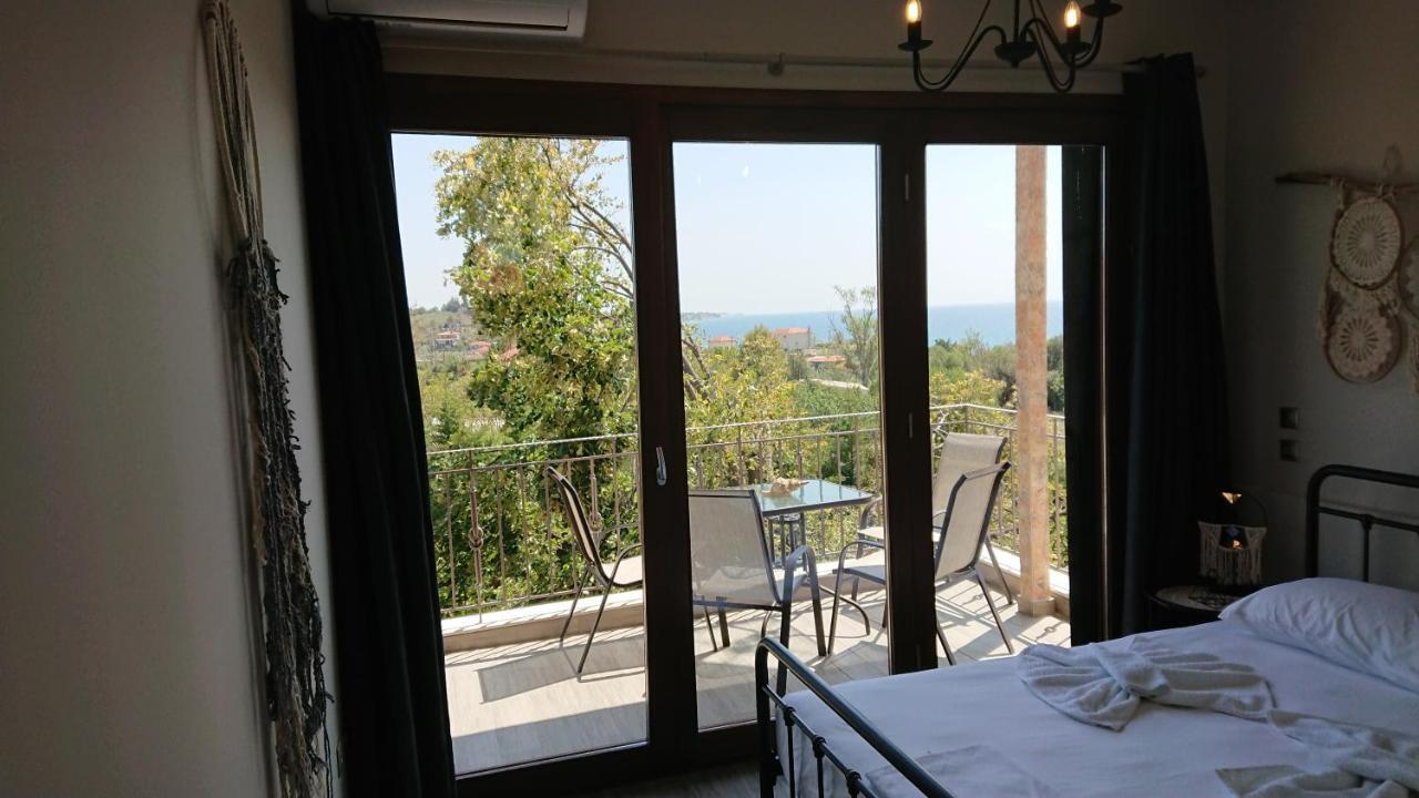 Apartmán Stone House With Seaview Nea Poteidaia Exteriér fotografie