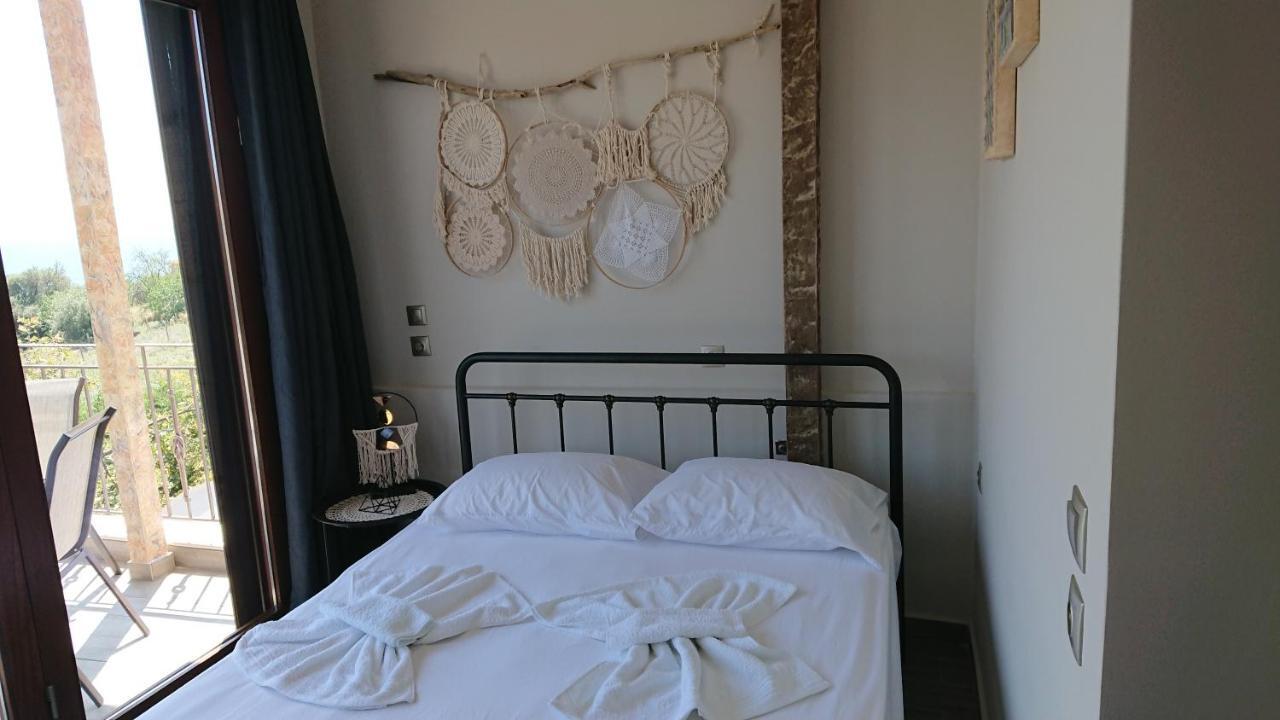 Apartmán Stone House With Seaview Nea Poteidaia Exteriér fotografie